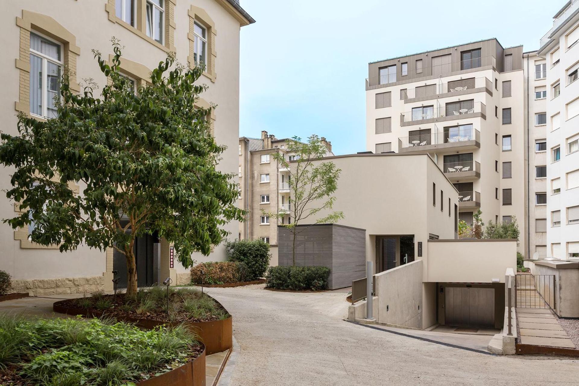 The Central City - Luxury Serviced Residence Люксембург Екстериор снимка