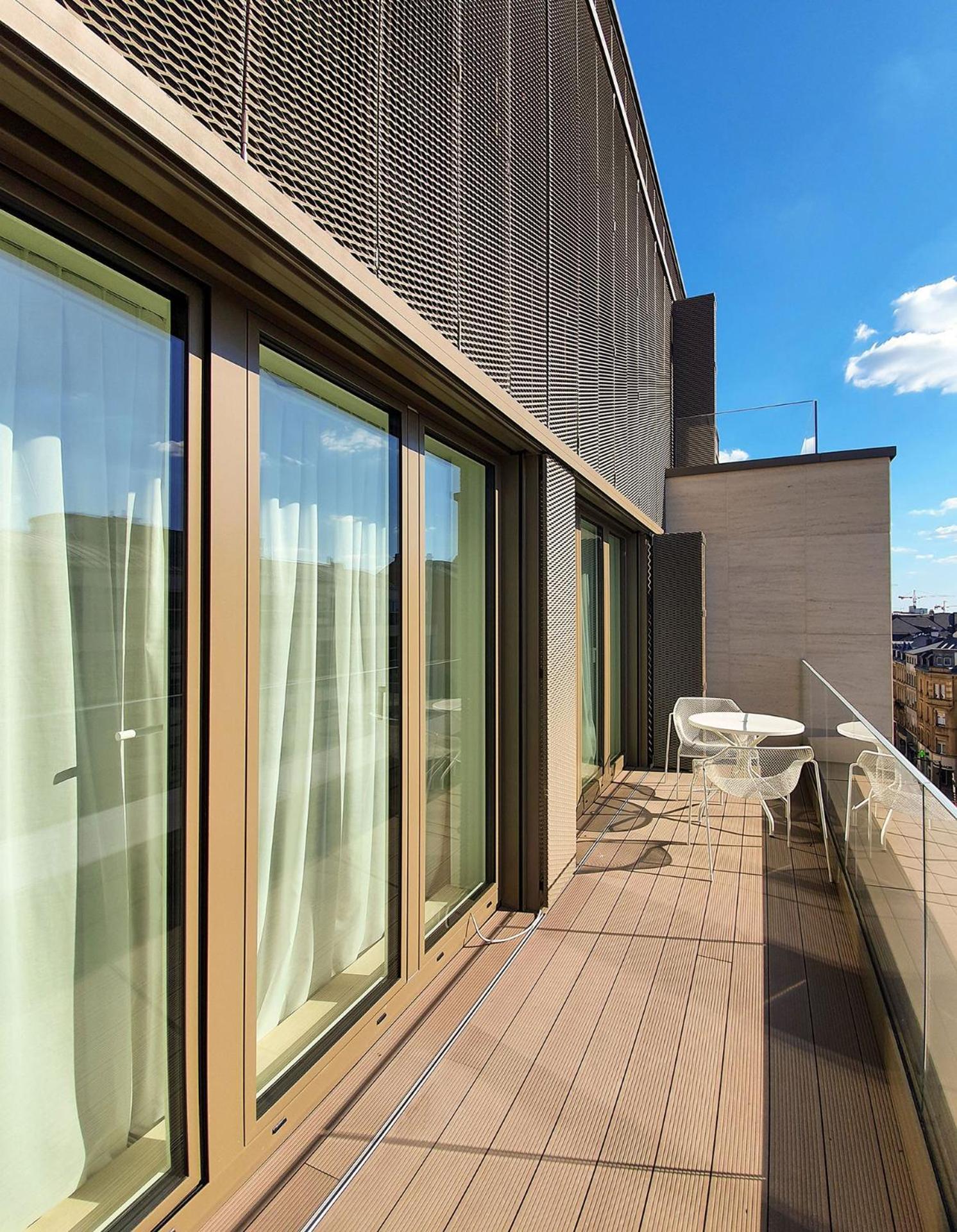 The Central City - Luxury Serviced Residence Люксембург Екстериор снимка