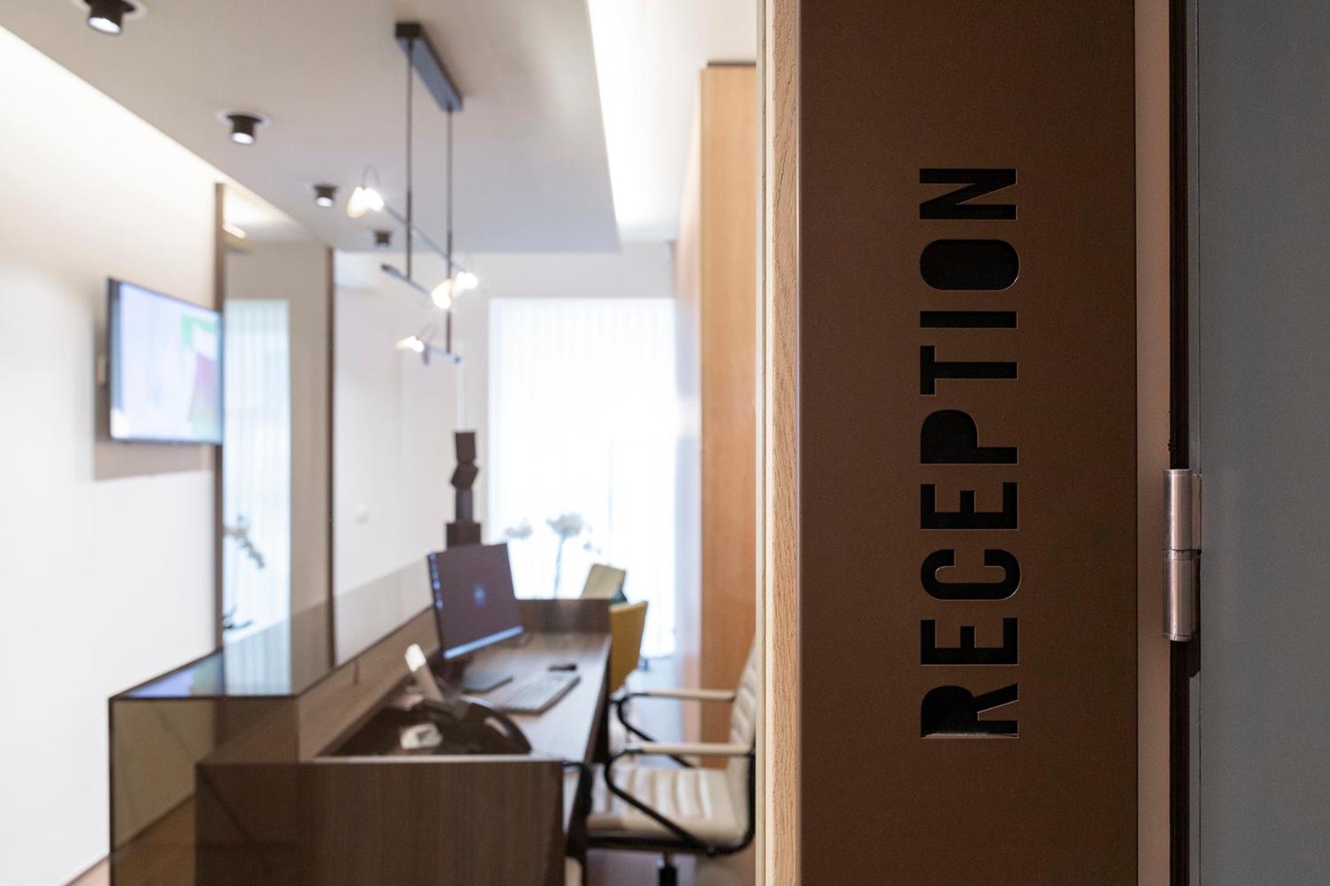 The Central City - Luxury Serviced Residence Люксембург Екстериор снимка