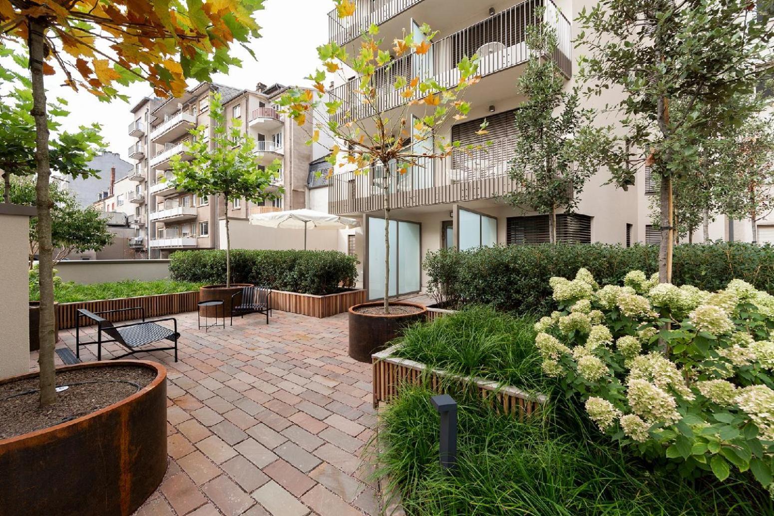 The Central City - Luxury Serviced Residence Люксембург Екстериор снимка